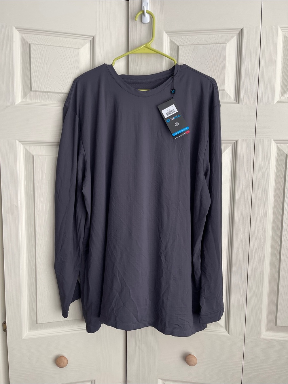 Ibkul Men's Long Sleeve Crew Neck Shirt - Charcoal Gray. #0136-A